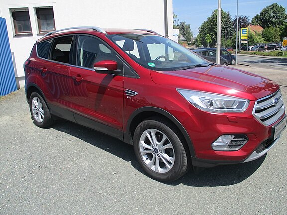 Ford_Kuga_Titanium__3_.JPG 