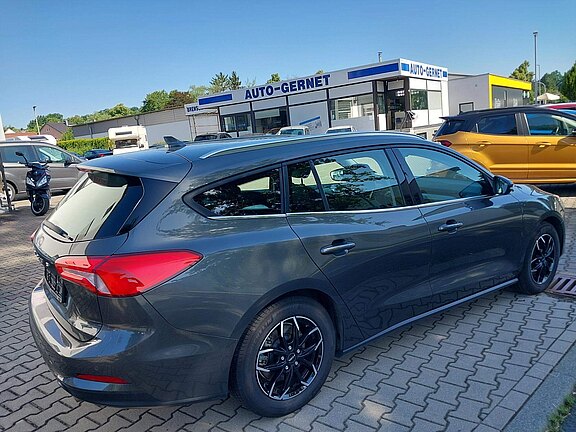 Ford_Focus_Turnier__4_.jpg 